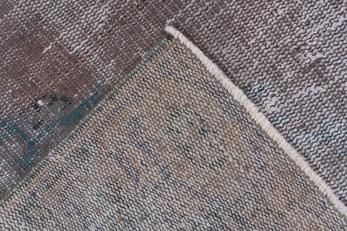 Vintage Sparta Area Rug (6' x 9')