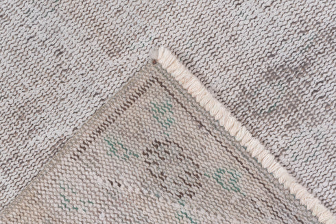 Vintage Sparta Area Rug (6' x 9')