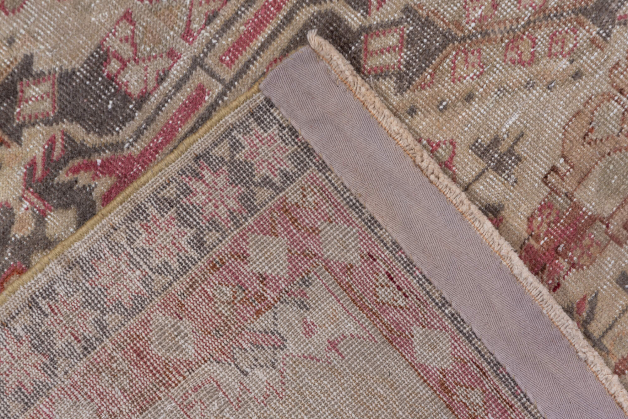 6' x 9' one-of-a-kind handmade vintage Sivas medium size rug. Color palette: brown, dark gray, dim gray, gray, light gray