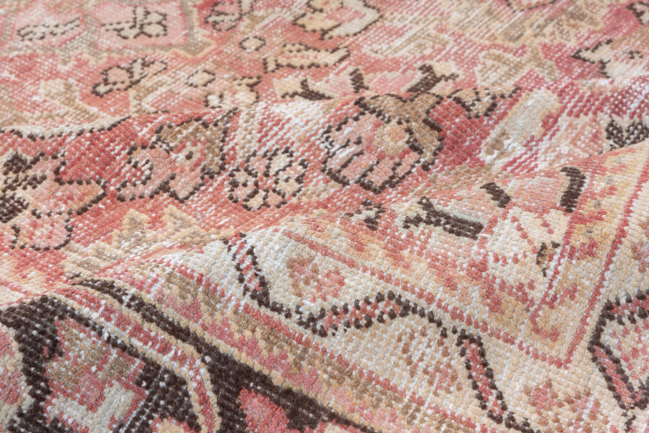 6' x 10' one-of-a-kind handmade vintage Mahal large size rug. Color palette: pink, gray, off-white, light gray, brown