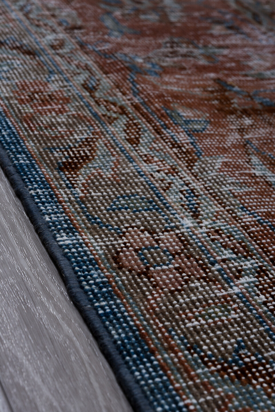 8' x 12' one-of-a-kind handmade vintage Laristan large size rug. Color palette: blue, brown, dim gray, gainsboro, gray