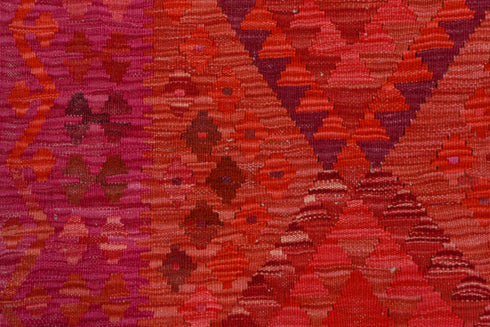 Vintage Kilim Area Rug (5' x 8')