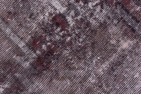 Vintage Distressed Area Rug (4' x 5')