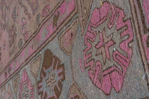 Antique Sumak Area Rug (7' x 11')