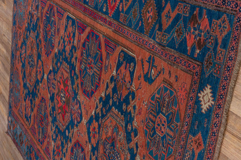 Antique Sumak Area Rug (6' x 9')