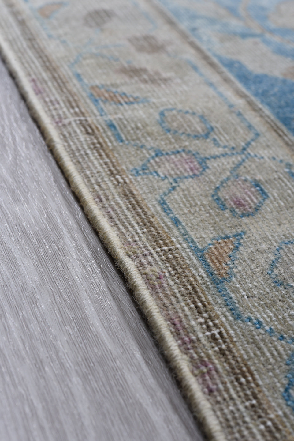 9' x 14' one-of-a-kind handmade vintage Laristan large size rug. Color palette: gray, blue, light blue, light gray