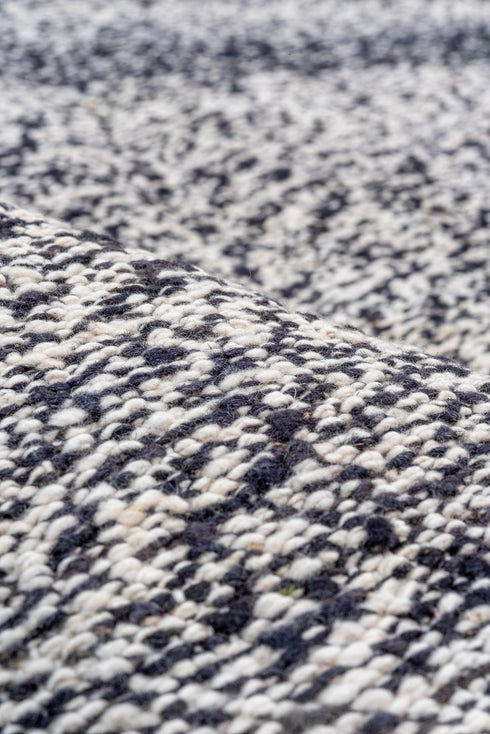 Vintage Kilim Area Rug (9' x 12')