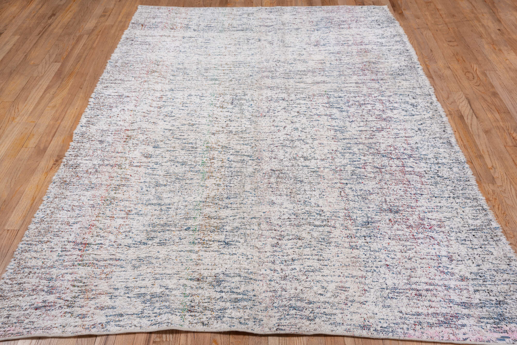 5' x 8' one-of-a-kind handmade vintage Kilim medium size rug. Color palette: dark gray, gainsboro, gray, light gray, linen
