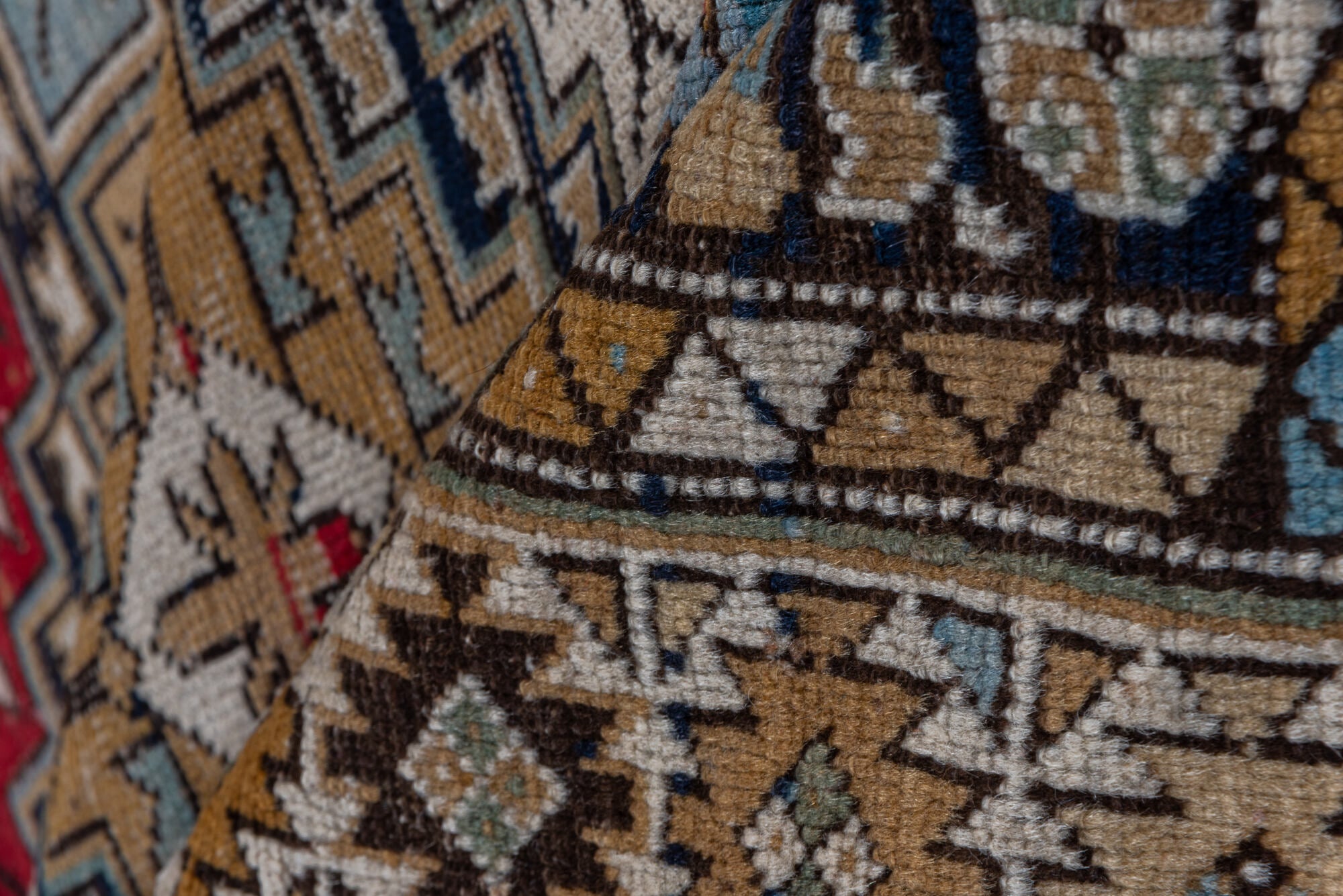 3' x 6' one-of-a-kind handmade vintage Shirvan small size rug. Color palette: black, brown, charcoal, dim gray, gray