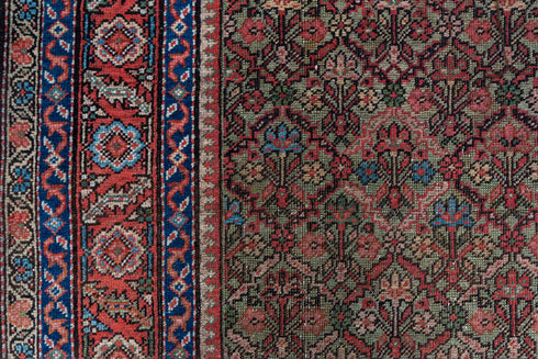 Vintage Mahal Area Rug (5' x 10')