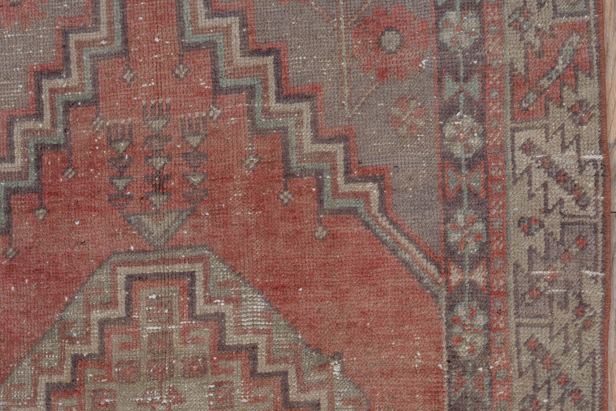 3' x 6' one-of-a-kind handmade vintage Oushak small size rug. Color palette: brown, gray, off-white, pink, snow, white