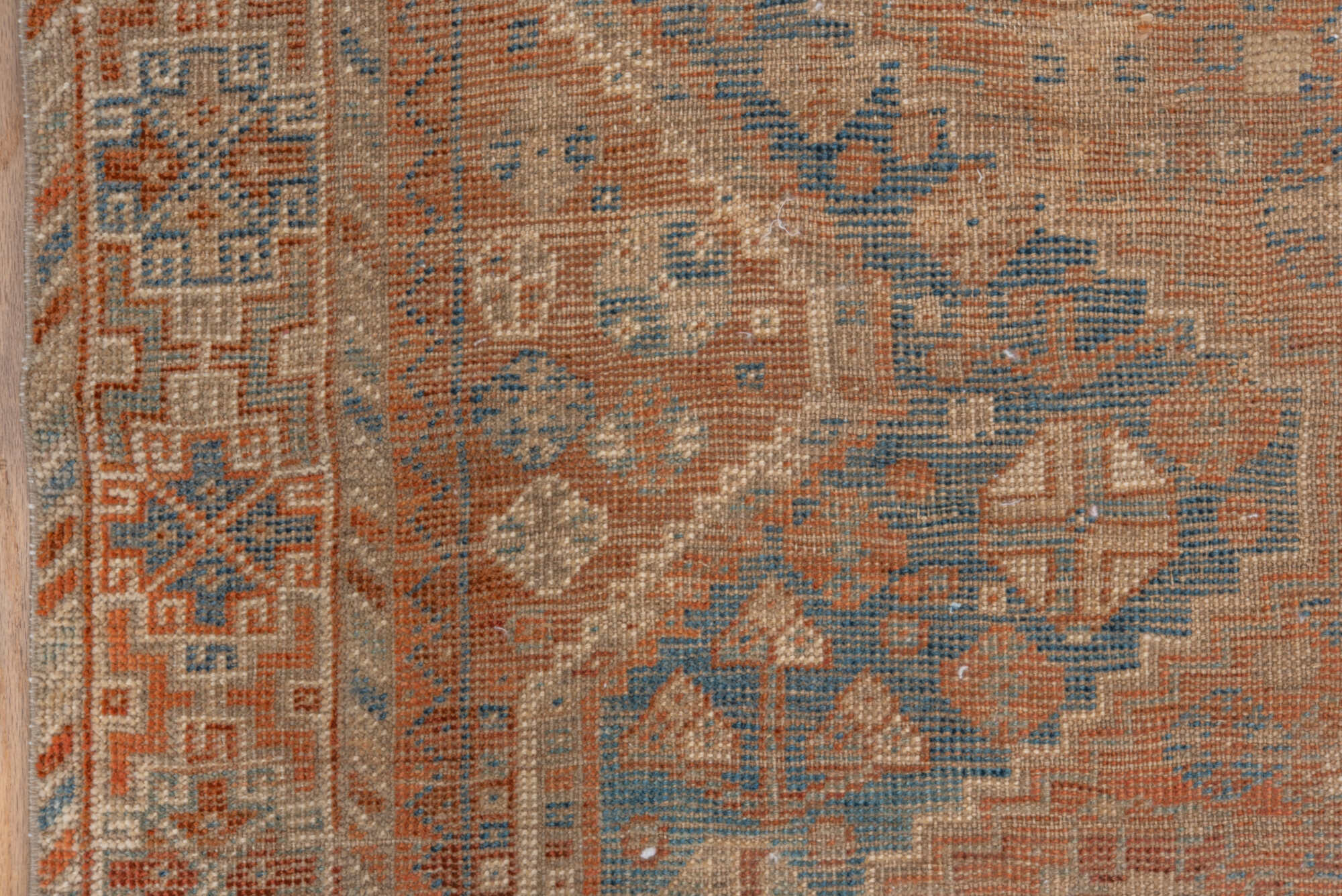 3' x 5' one-of-a-kind handmade vintage Shiraz small size rug. Color palette: brown, dim gray, gray, light gray, off-white