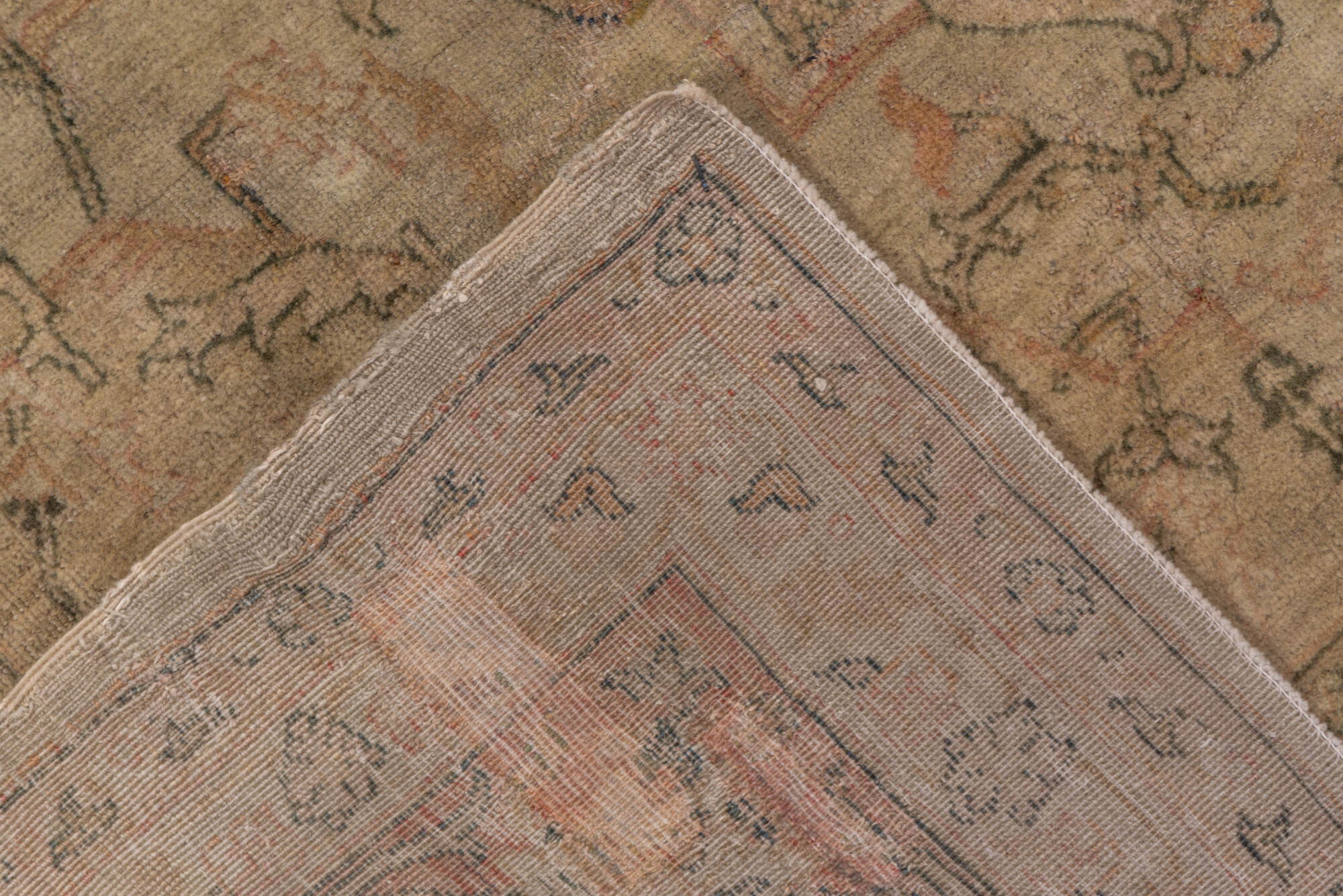 5' x 8' one-of-a-kind handmade vintage Sivas medium size rug. Color palette: brown, gray, light gray, off-white, orange