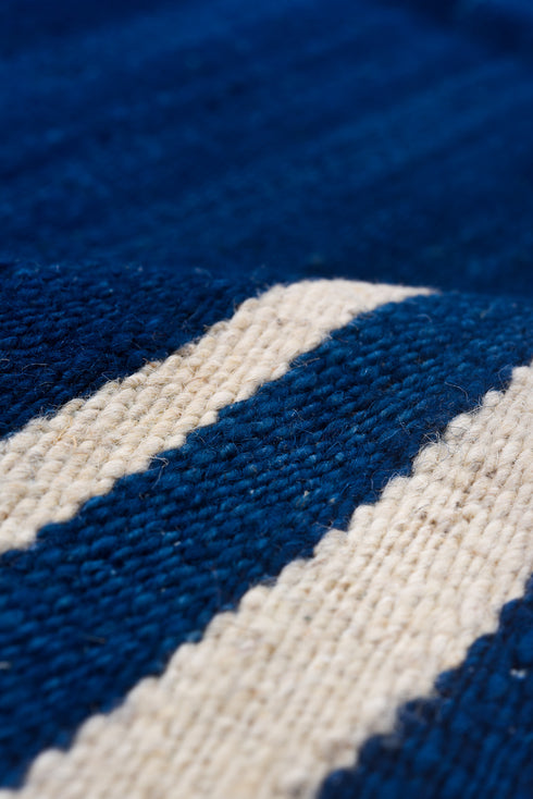 Vintage Kilim Area Rug (6' x 8')