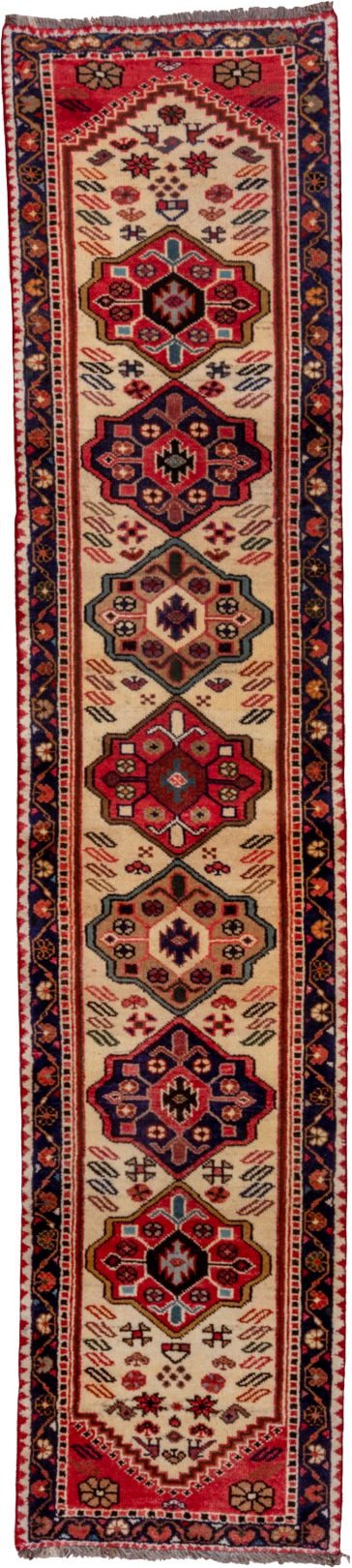 Vintage Veece Runner Rug (2' x 10')