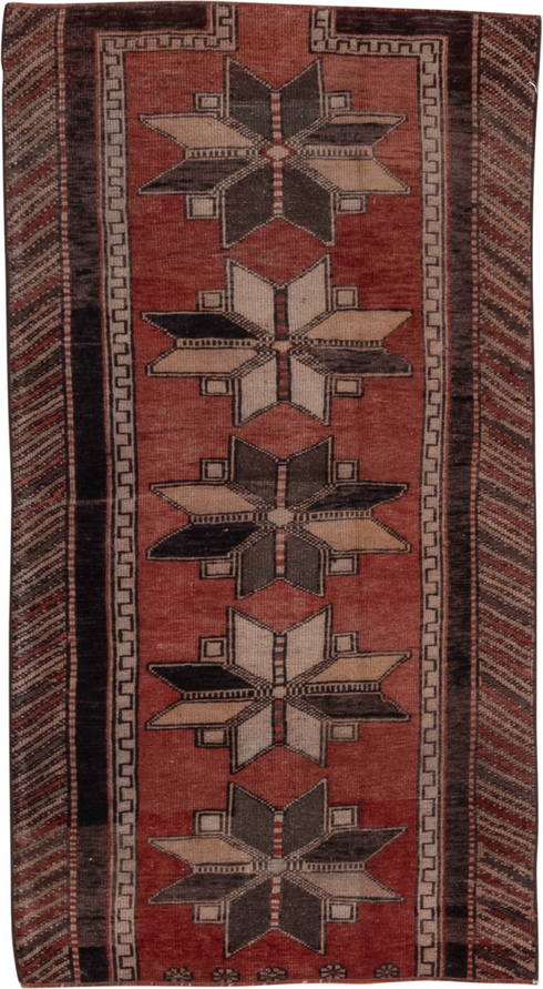 Antique Oushak Area Rug (2' x 5')