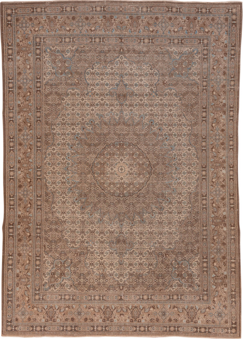Antique Sivas Area Rug (6' x 9')