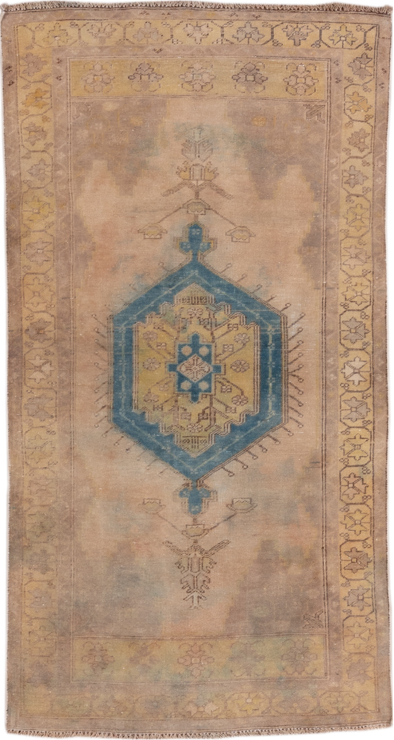 3' x 6' one-of-a-kind handmade vintage Sarab small size rug. Color palette: brown, gray, light gray, off-white, orange, pink