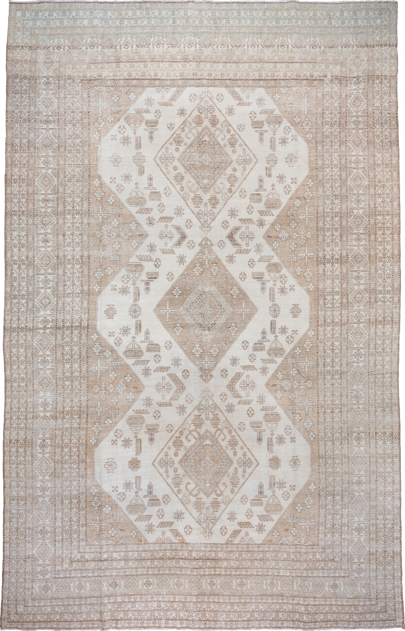 11' x 18' one-of-a-kind handmade vintage Tabriz oversize rug. Color palette: gray, off-white, light gray, pink, gainsboro