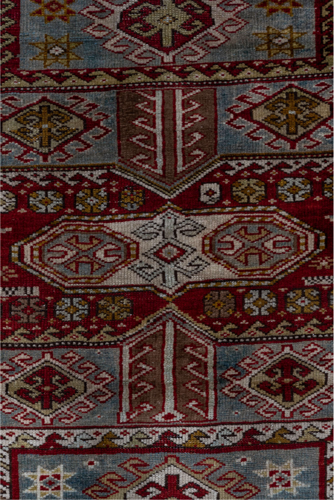 4' x 6' one-of-a-kind handmade vintage Shirvan small size rug. Color palette: brown, gray, pink, red