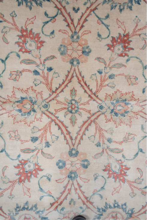 Vintage Distressed Area Rug (12' x 19')