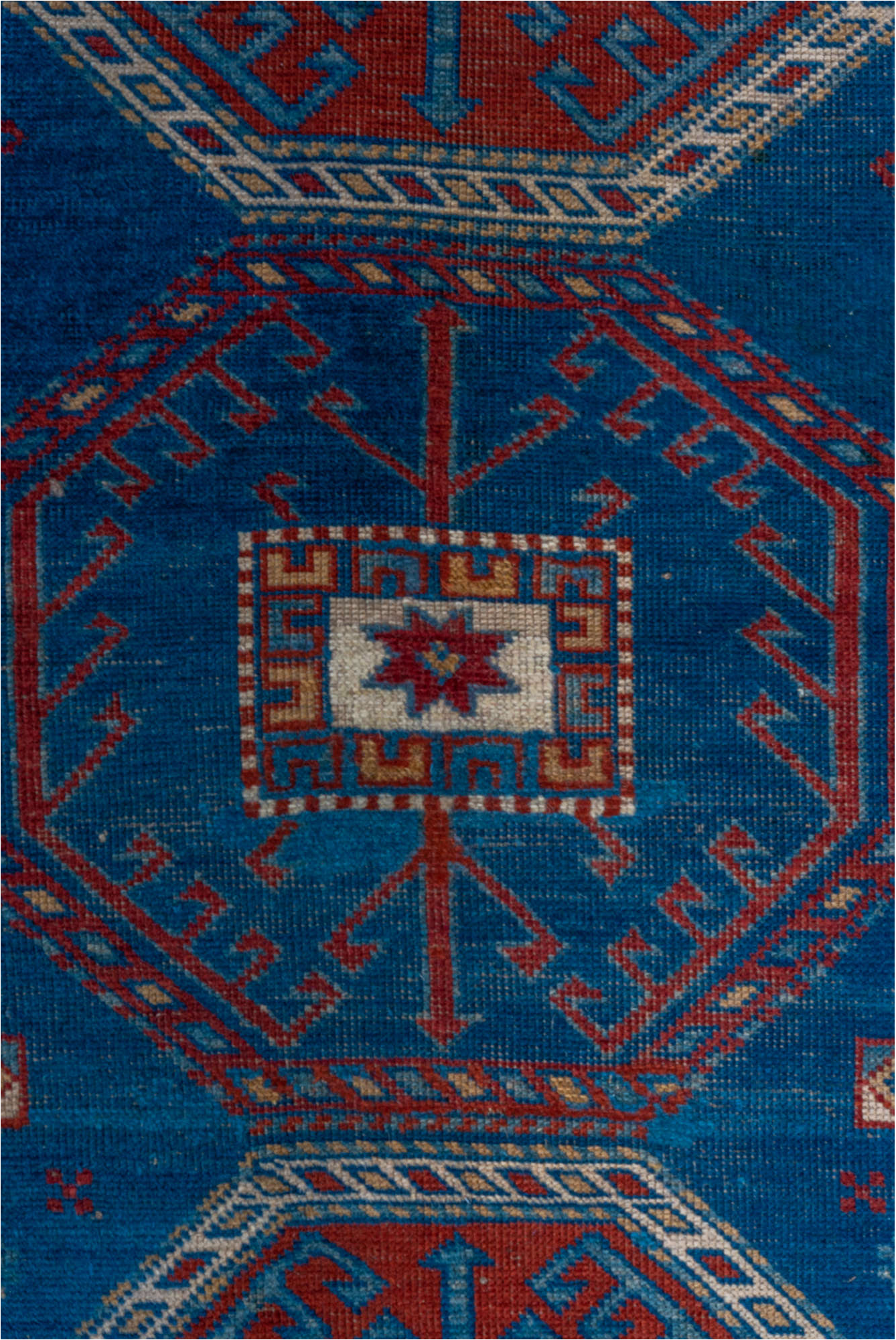 3' x 4' one-of-a-kind handmade vintage Shirvan small size rug. Color palette: arapawa, blue, brown, dim gray, gray, red