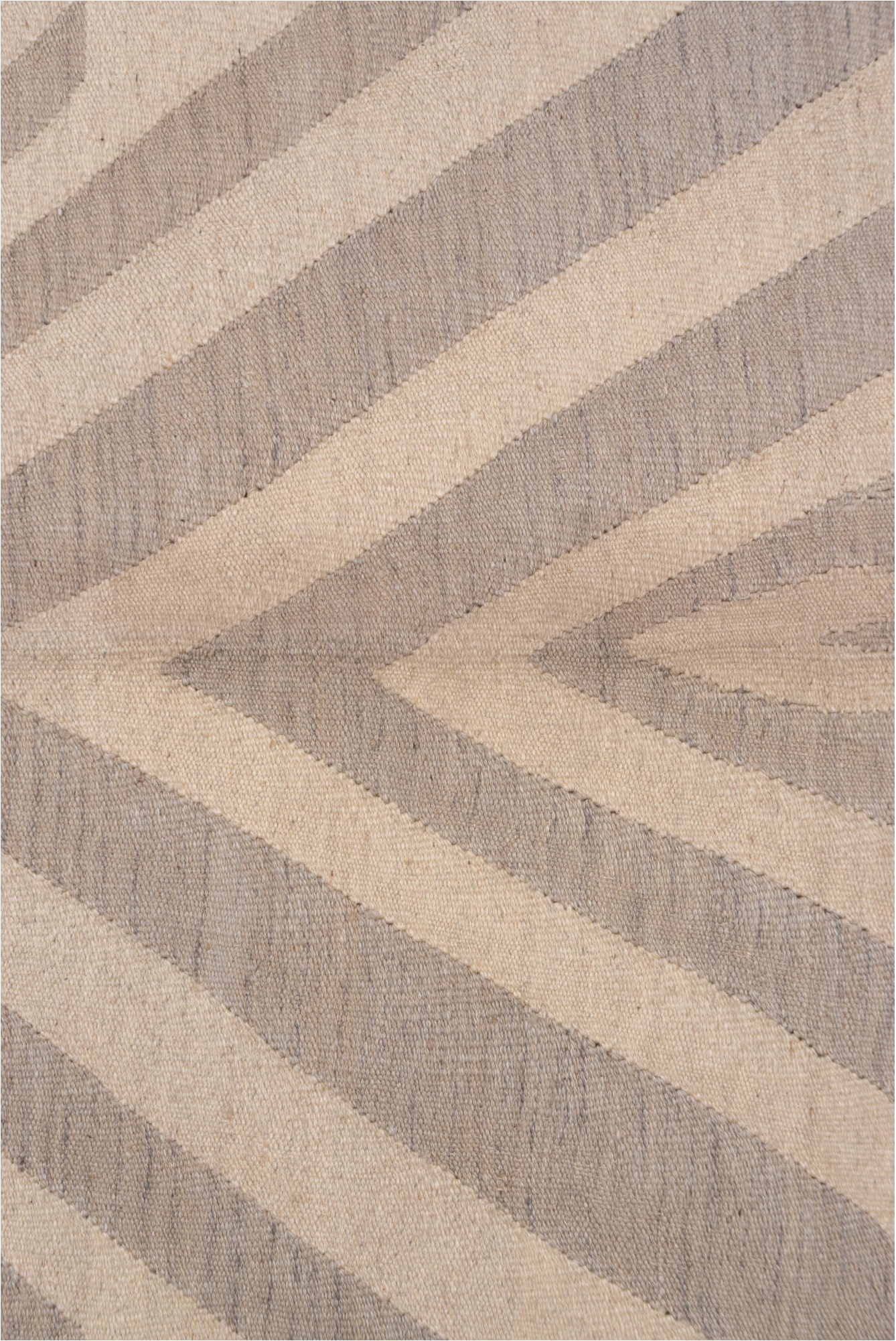 4' x 5' one-of-a-kind handmade vintage Kilim small size rug. Color palette: gainsboro, gray, light gray, off-white, pink