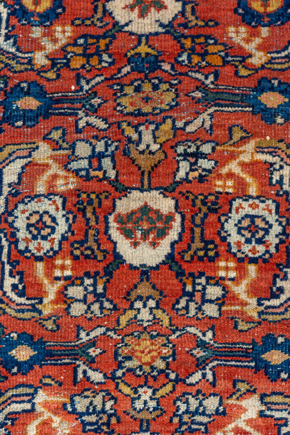 6' x 10' one-of-a-kind handmade vintage Mahal large size rug. Color palette: gray, light gray, brown, pink, blue, dark gray