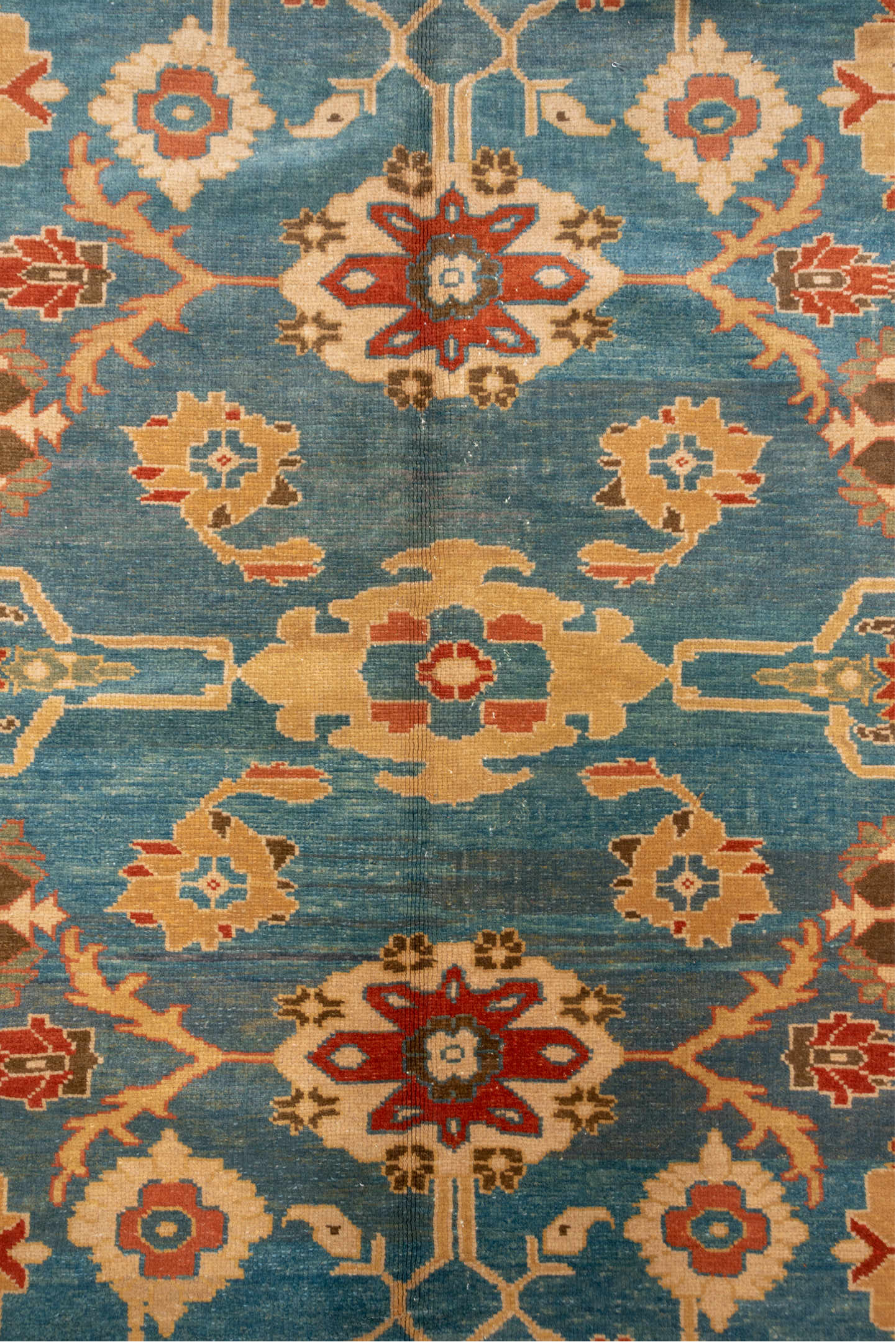 9' x 13' one-of-a-kind handmade vintage Sultanabad large size rug. Color palette: brown, blue, gray