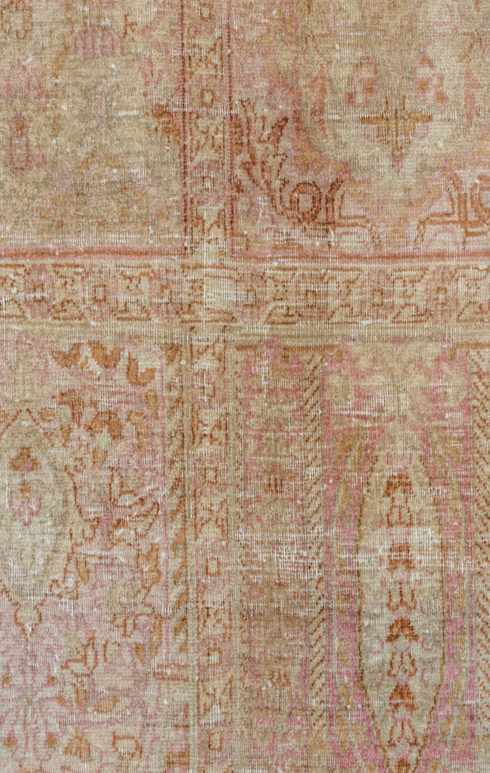 Antique Kaisary Area Rug (7' x 10')