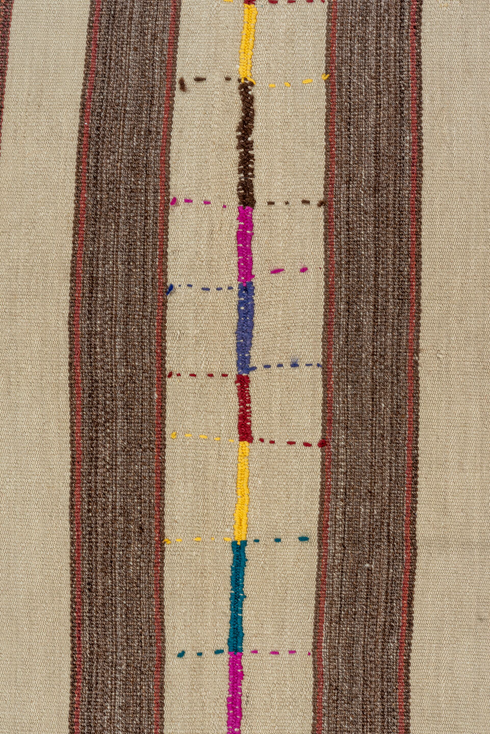 Vintage Kilim Area Rug (6' x 7')