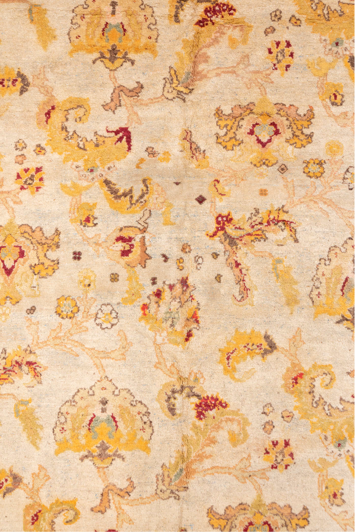 9' x 11' one-of-a-kind handmade vintage Amritzar large size rug. Color palette: brown, burlywood, off-white, orange