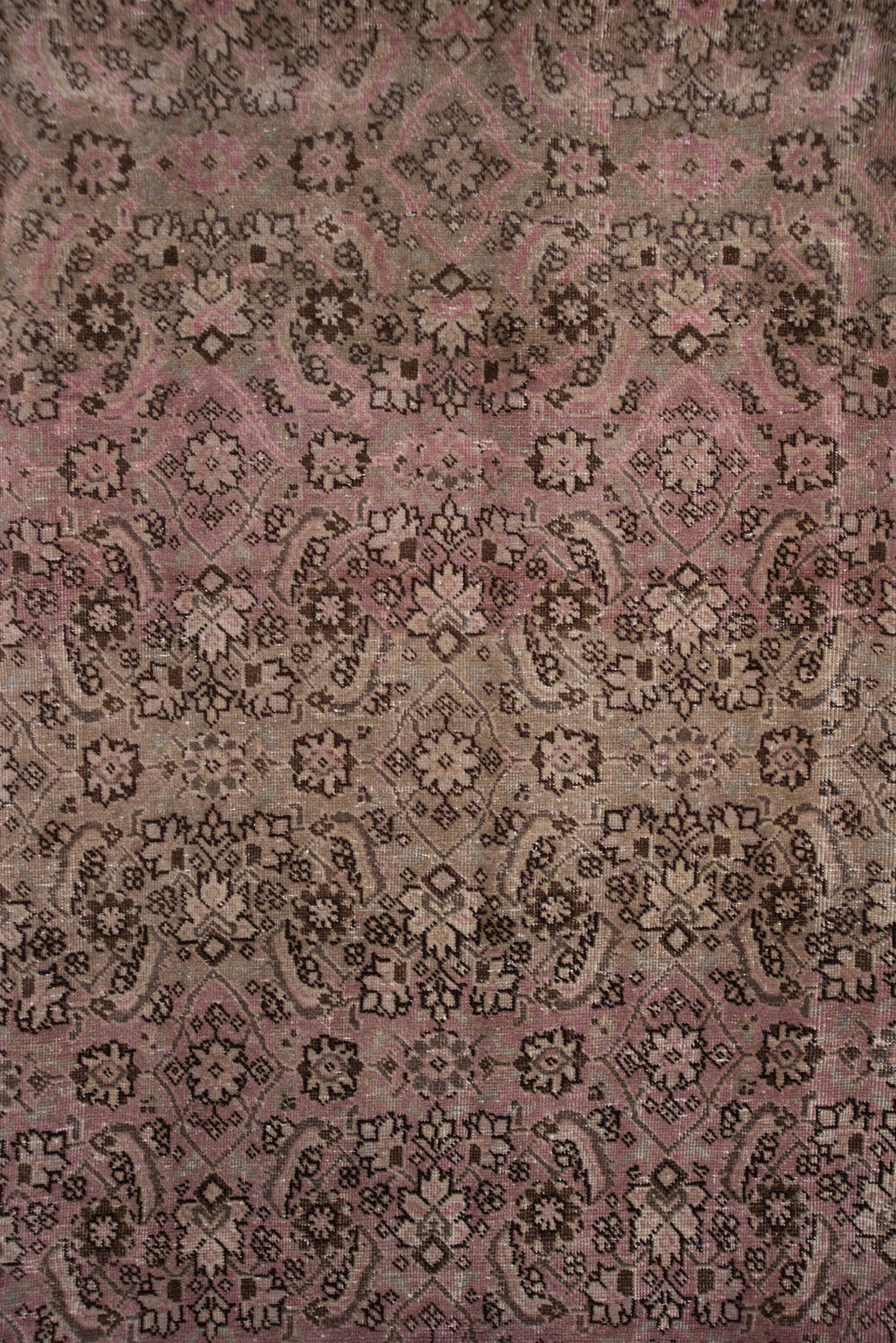 7' x 10' one-of-a-kind handmade vintage Sivas large size rug. Color palette: rose, taupe, dusty pink, brown, ivory, mauve