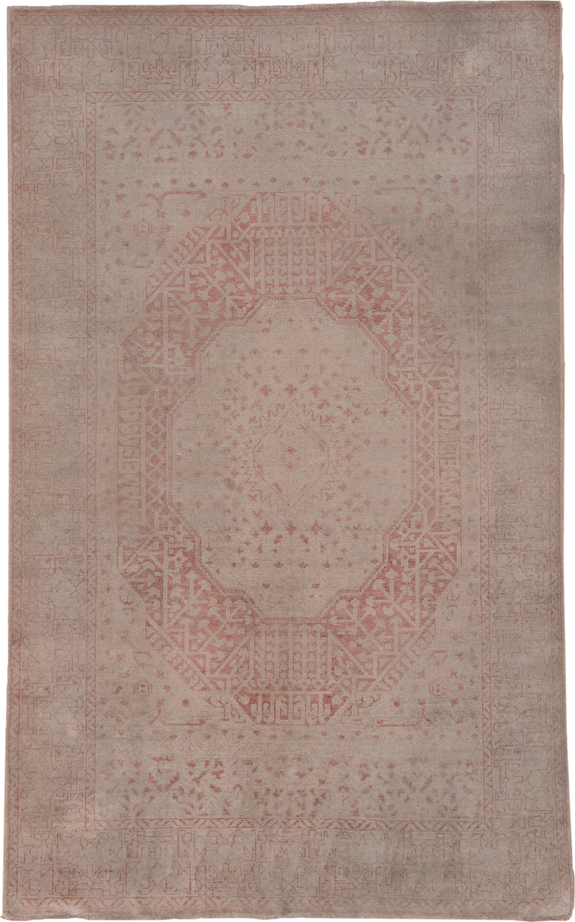 4' x 7' one-of-a-kind handmade vintage Sivas rug. Color palette: gray, pink