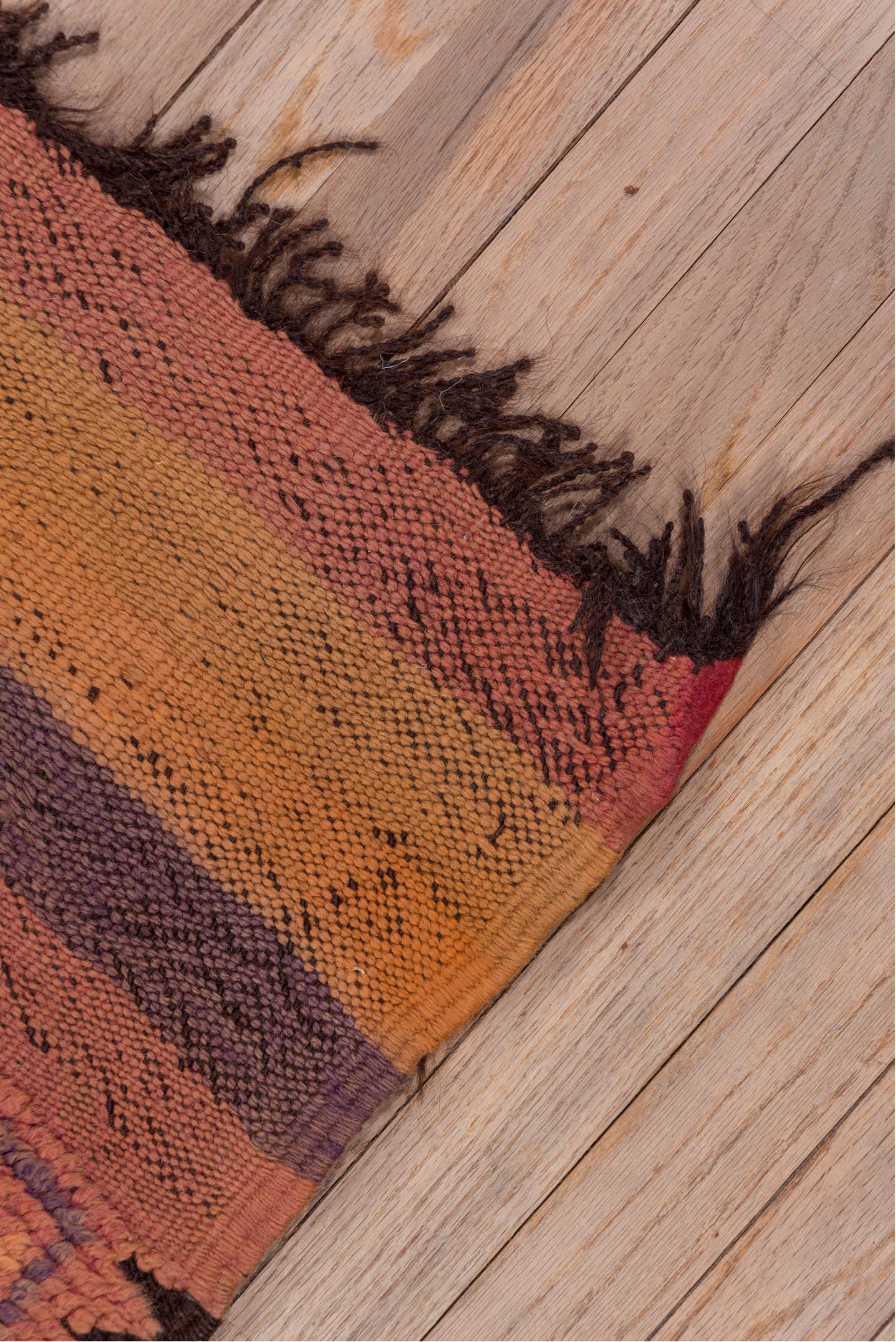 5' x 10' one-of-a-kind handmade vintage Moroccan medium size rug. Color palette: brown, gray, light gray, off-white, pink