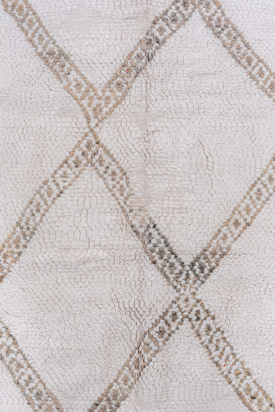 5' x 7' one-of-a-kind handmade vintage Moroccan rug. Color palette: brown, gainsboro, gray, light gray, linen, off-white