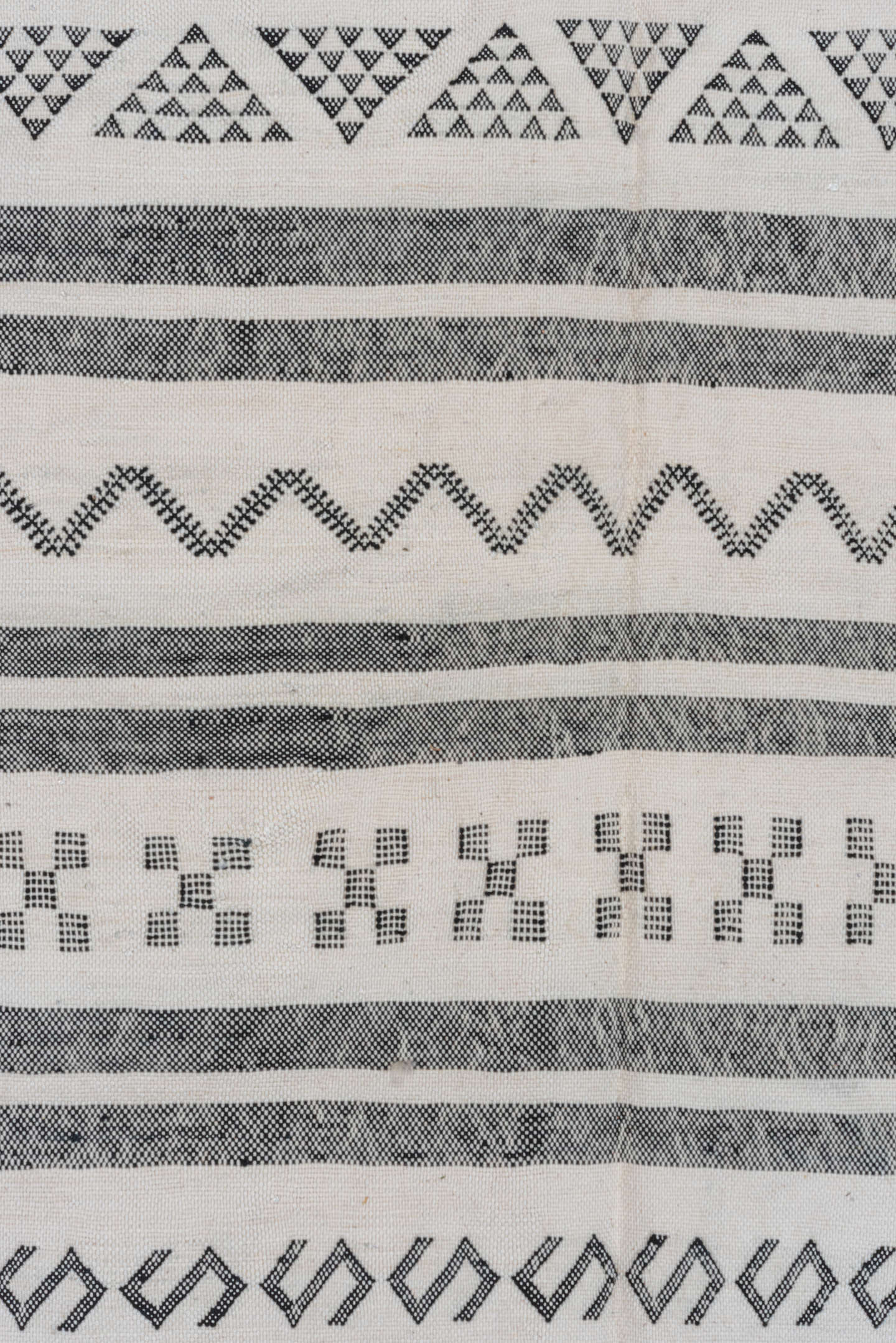 6' x 9' one-of-a-kind handmade vintage Cactus Kilim medium size rug. Color palette: ivory, charcoal, black, gray