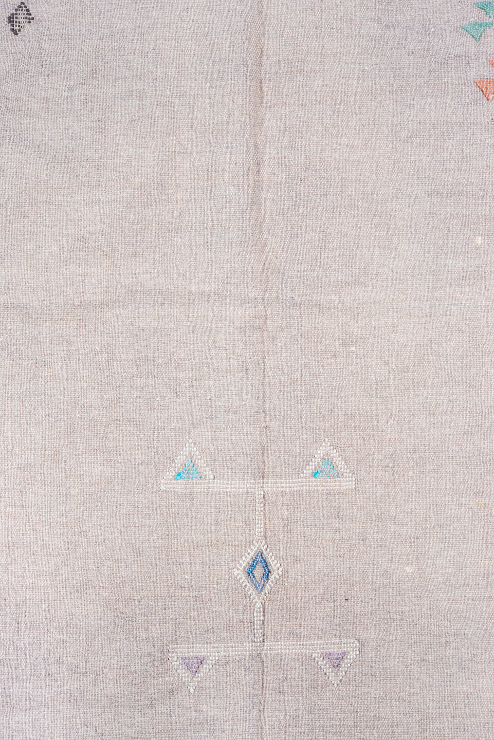 5' x 9' one-of-a-kind handmade vintage Cactus Kilim medium size rug. Color palette: blush, ivory, peach, aqua, lavender