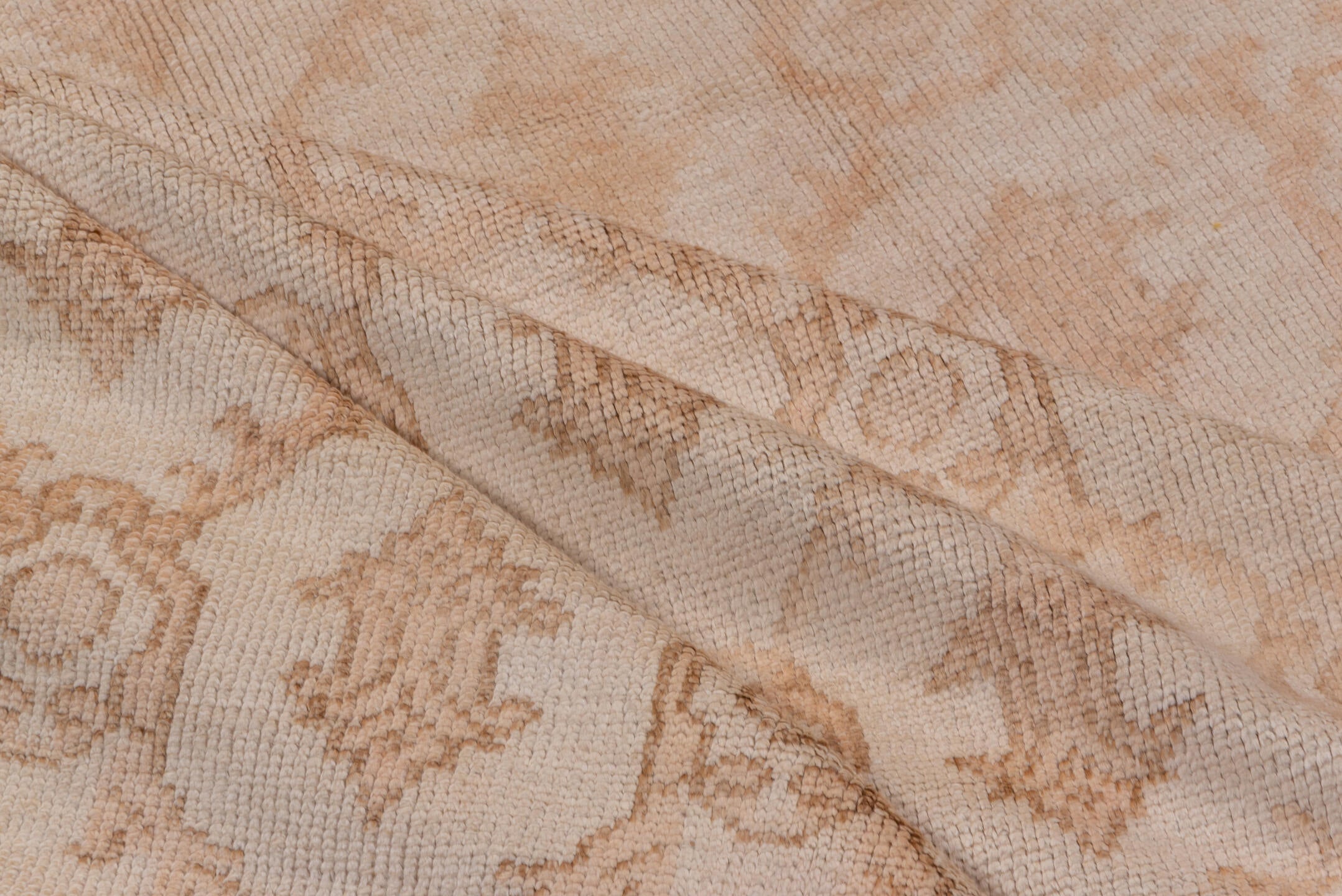 5' x 10' one-of-a-kind handmade vintage Konya medium size rug. Color palette: ivory, blush, peach, taupe, sand, pink