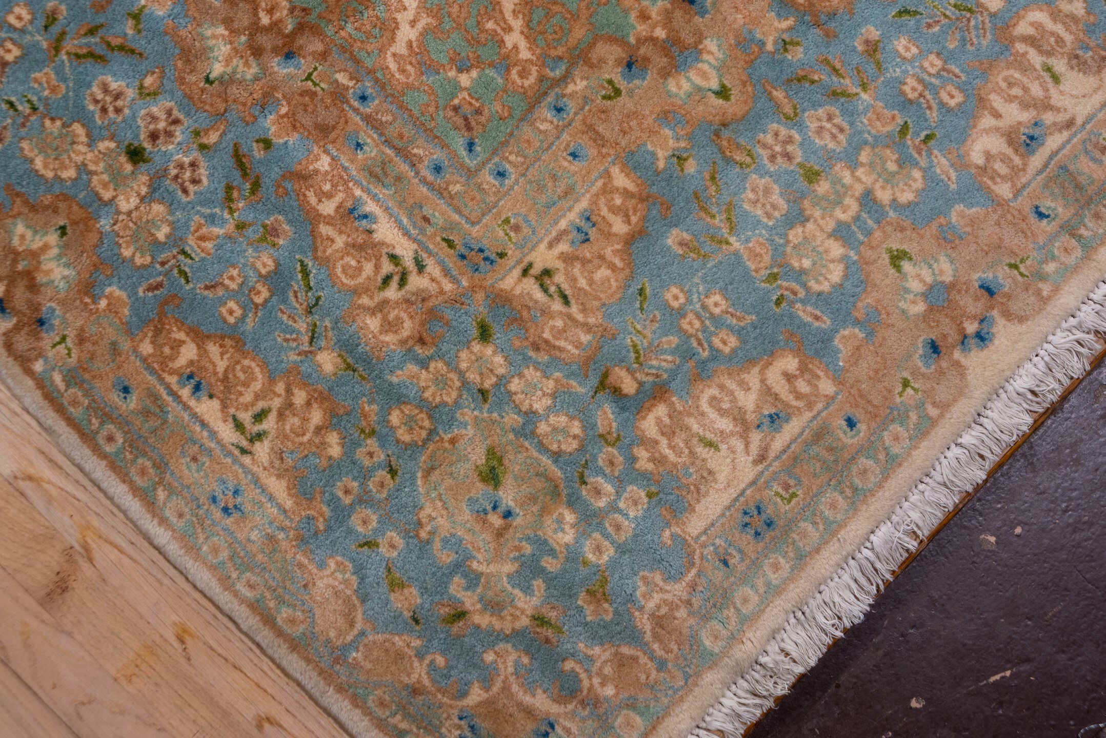 9' x 18' one-of-a-kind handmade vintage Kerman rug. Color palette: ivory, sky blue, beige, taupe, camel, slate, light blue