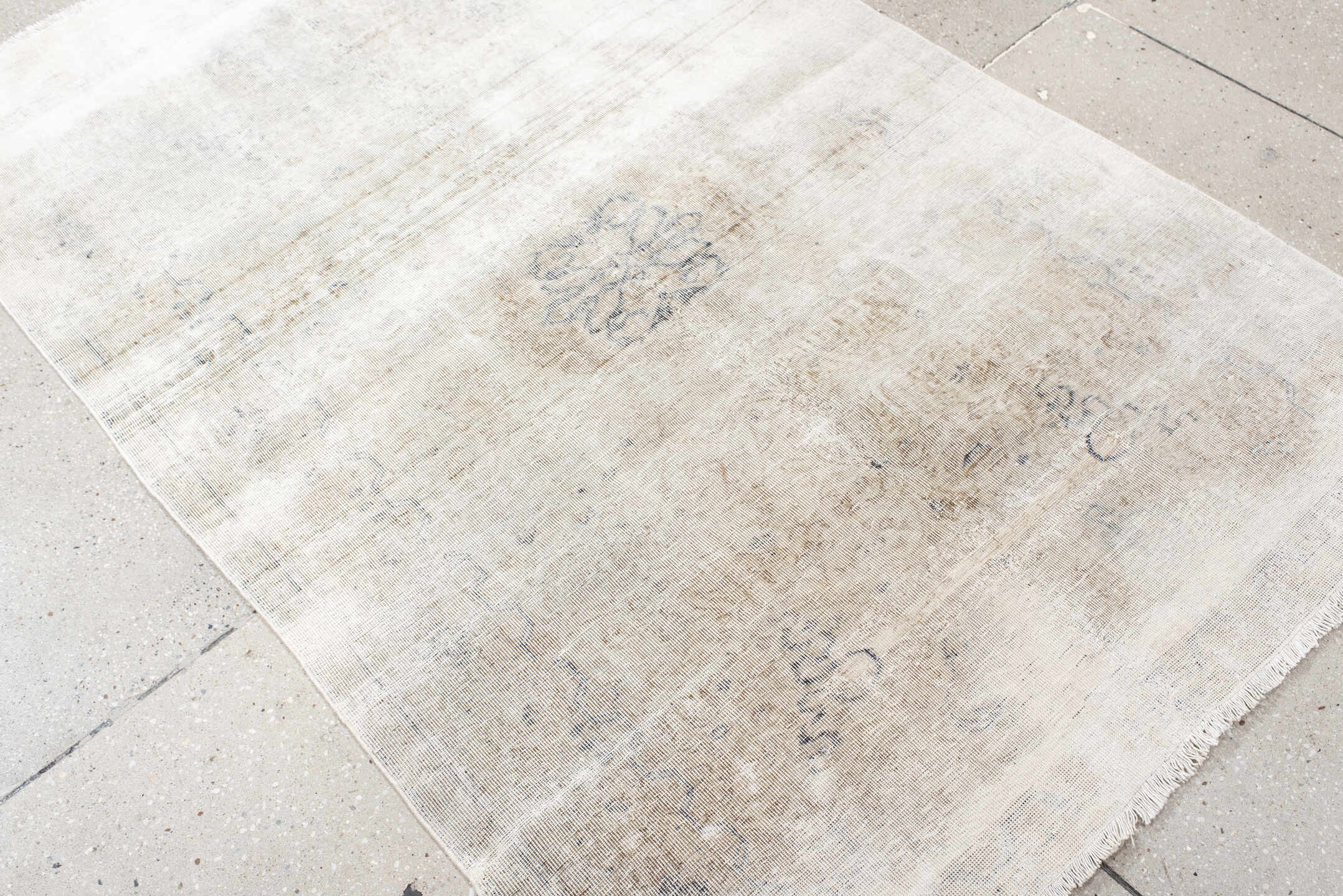 3' x 6' one-of-a-kind handmade antique Sivas small size rug. Color palette: ivory, cream, taupe, pale gray, beige, gray