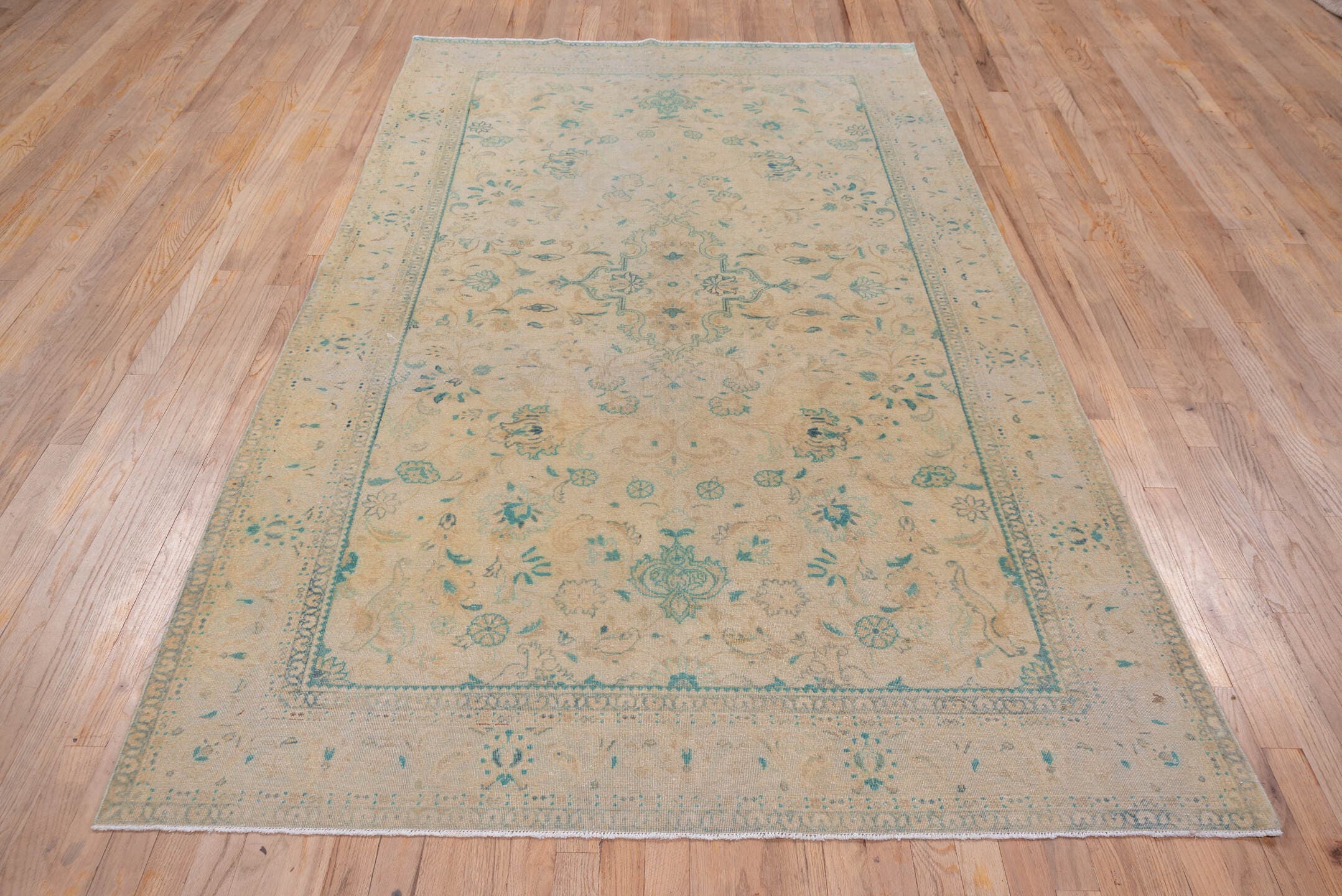 5' x 8' one-of-a-kind handmade antique Sivas medium size rug. Color palette: ivory, beige, aqua, taupe, sand, sage, teal