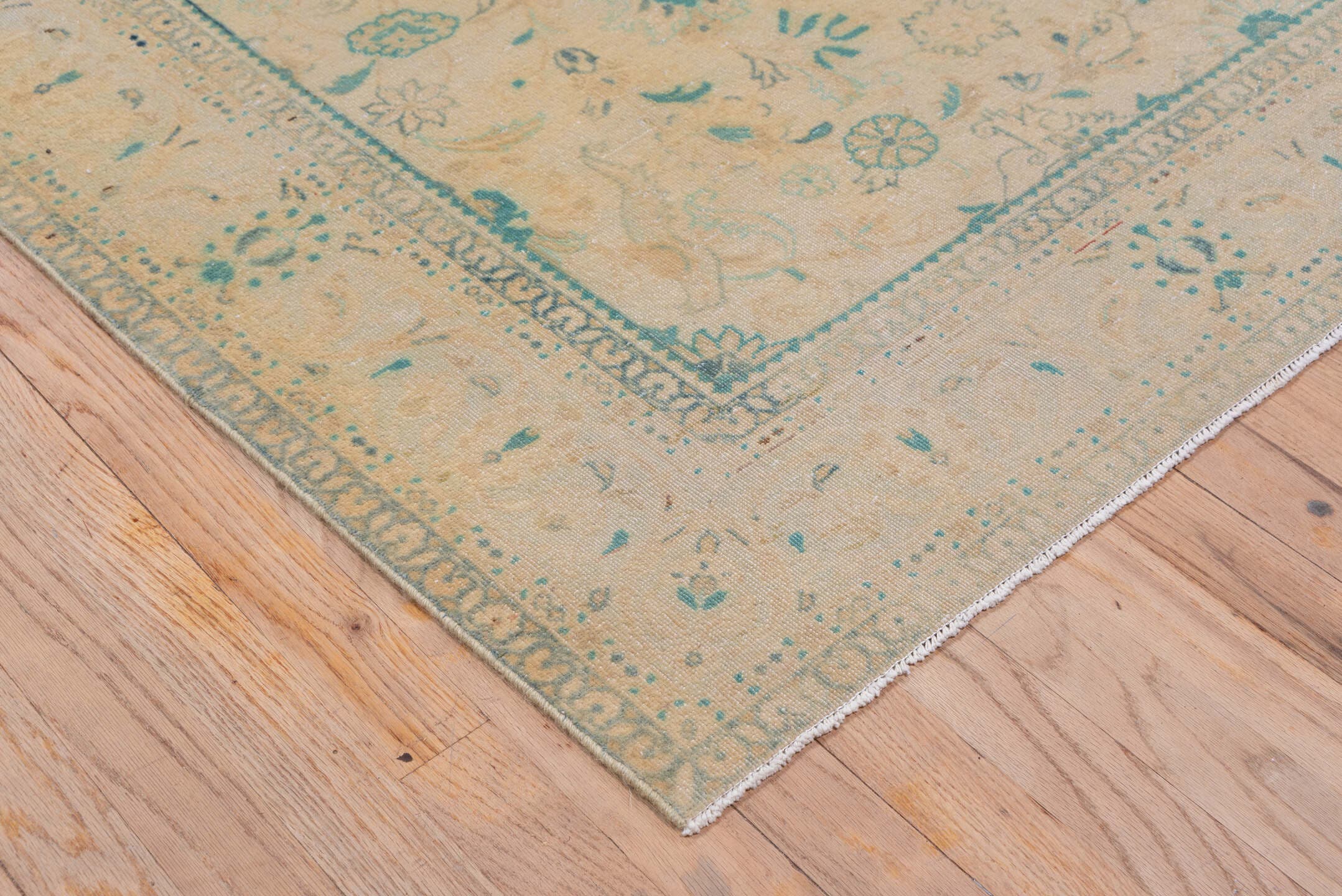 5' x 8' one-of-a-kind handmade antique Sivas medium size rug. Color palette: ivory, beige, aqua, taupe, sand, sage, teal