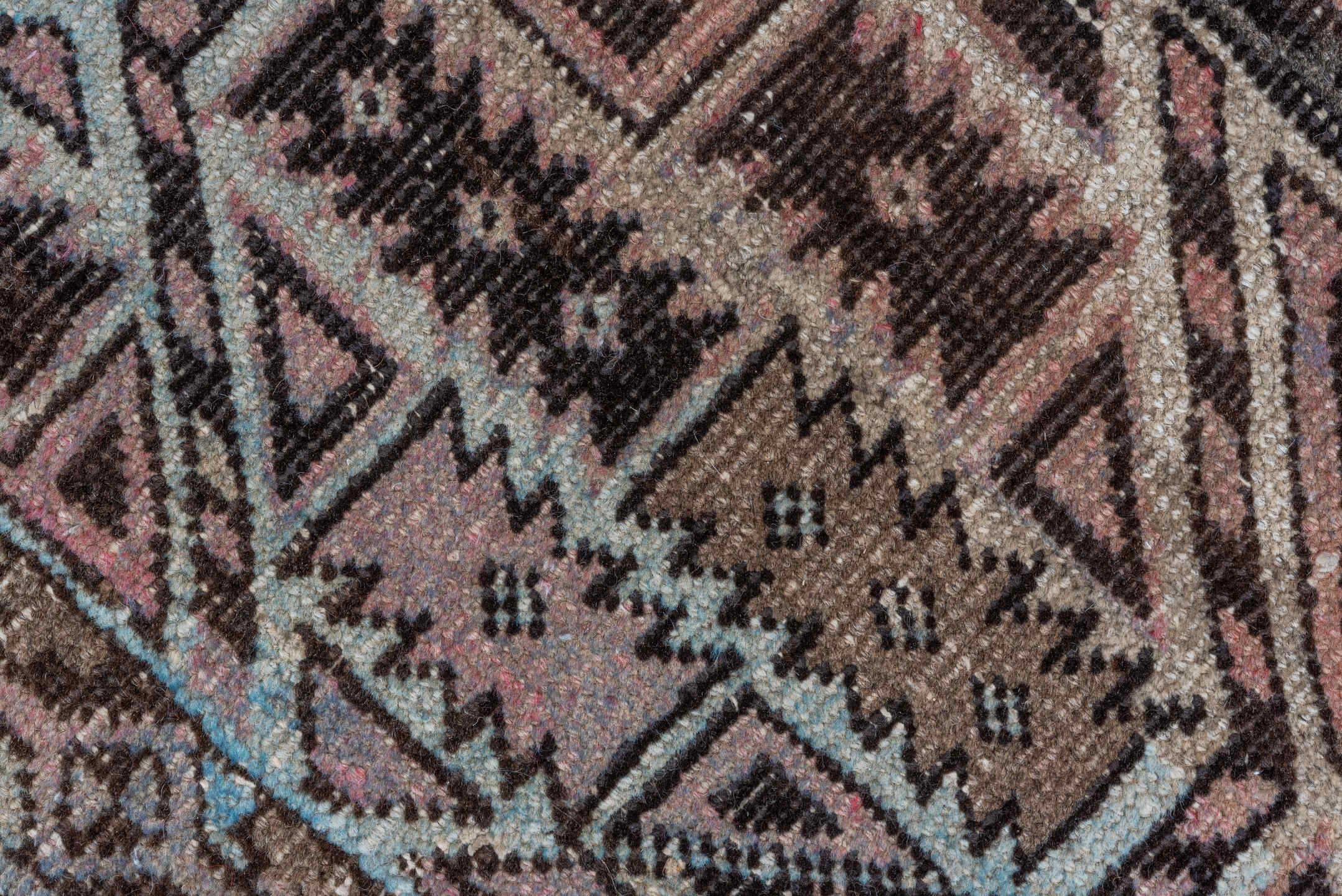 1' x 4' one-of-a-kind handmade vintage Hamadan small size rug. Color palette: brown, gray, light gray, off-white, pink, snow