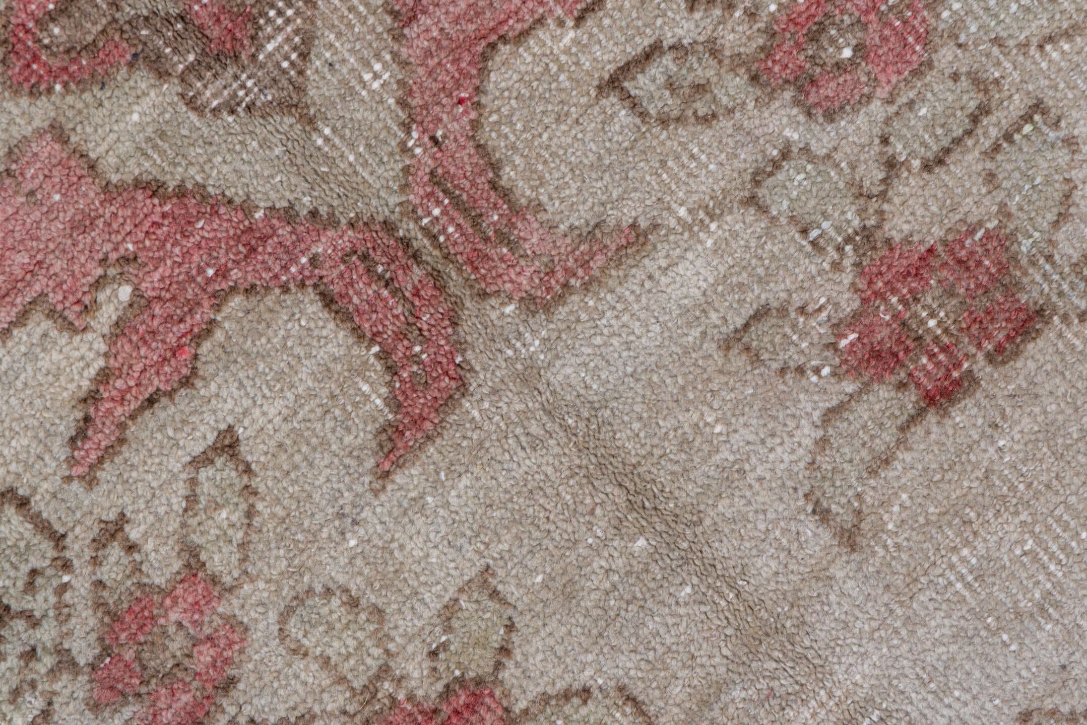 5' x 9' one-of-a-kind handmade vintage Oushak medium size rug. Color palette: ivory, rose, blush, taupe, beige, sage, pink