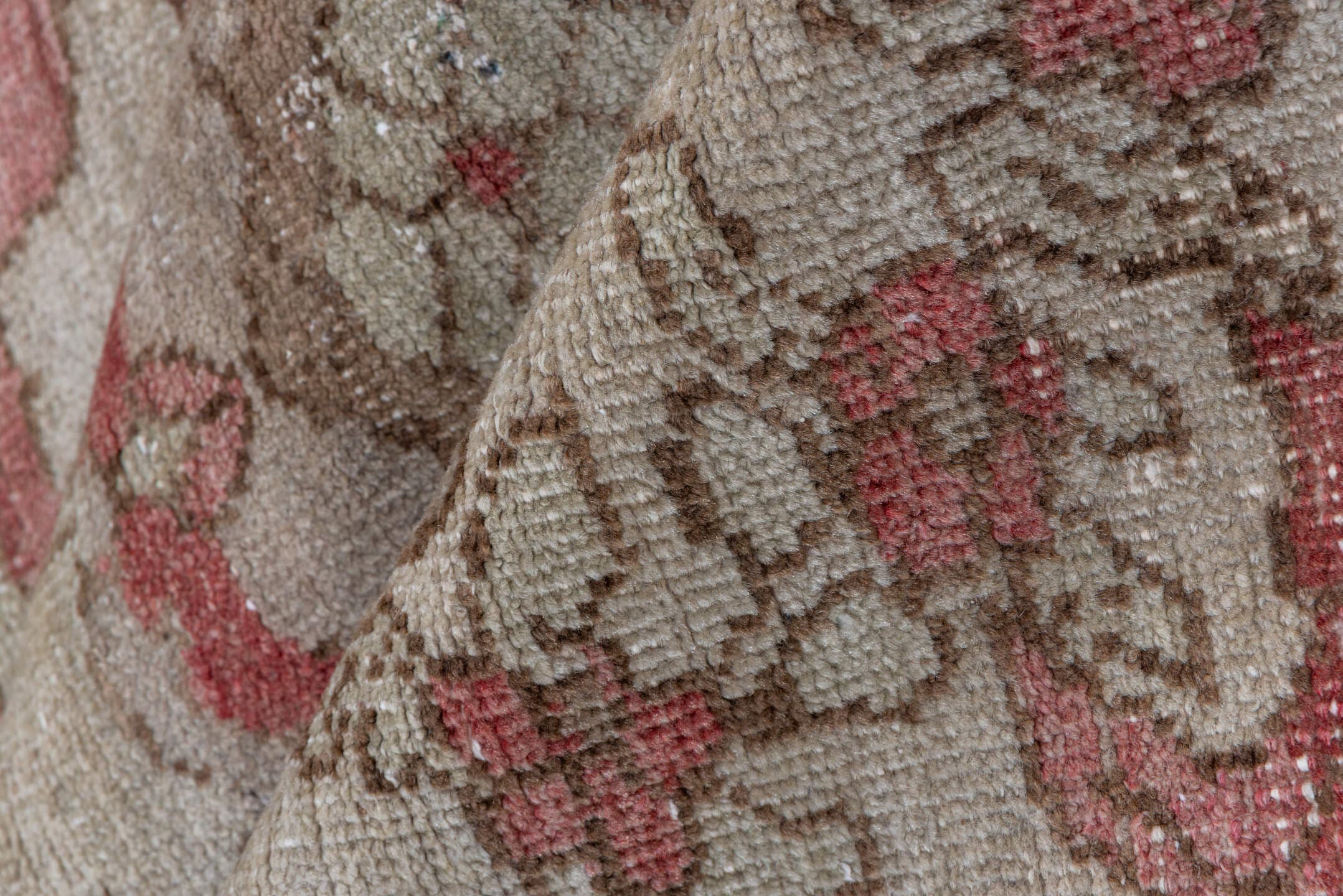 5' x 9' one-of-a-kind handmade vintage Oushak medium size rug. Color palette: ivory, rose, blush, taupe, beige, sage, pink