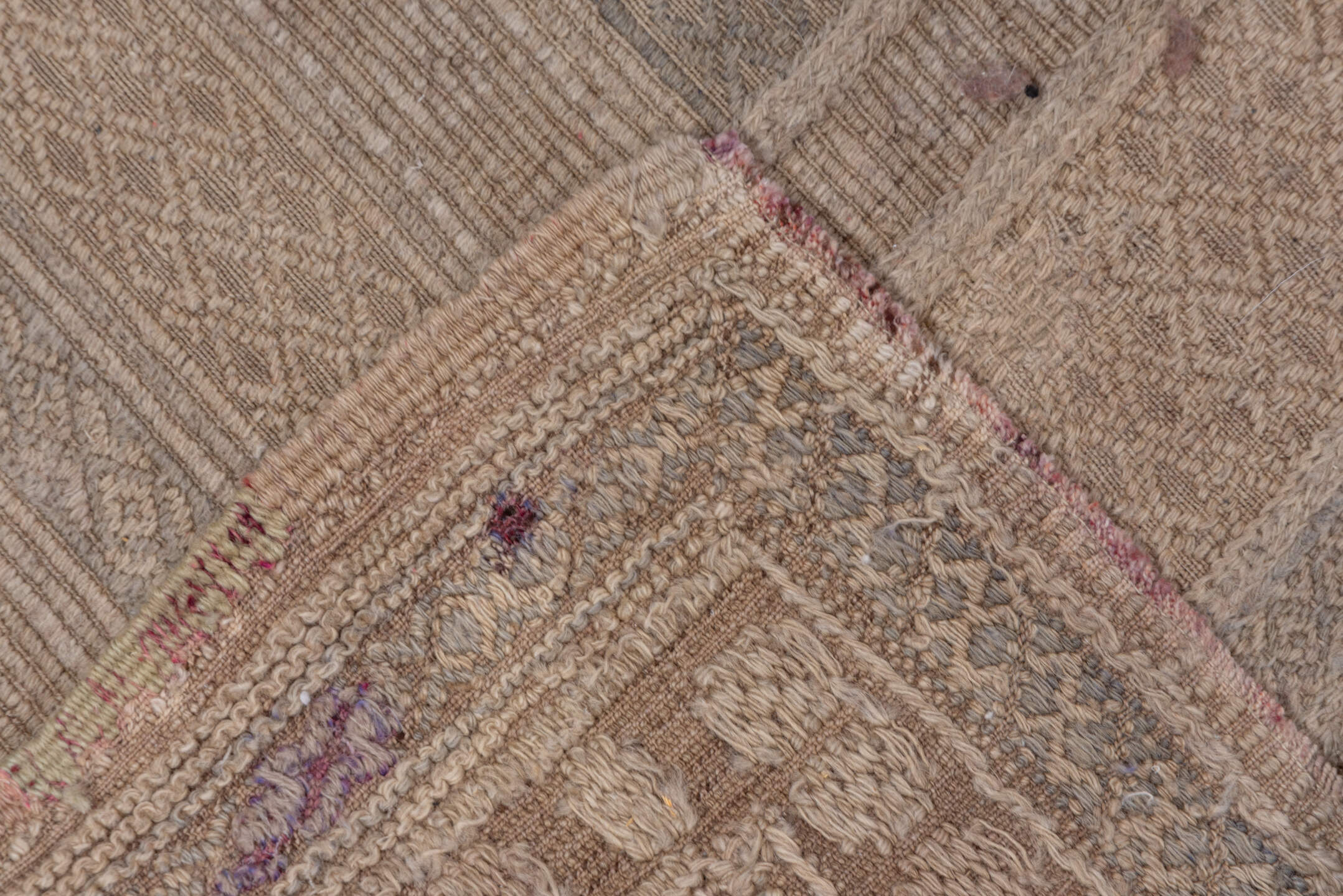 5' x 9' one-of-a-kind handmade vintage Jijim medium size rug. Color palette: gray, light gray, off-white, pink, snow, white