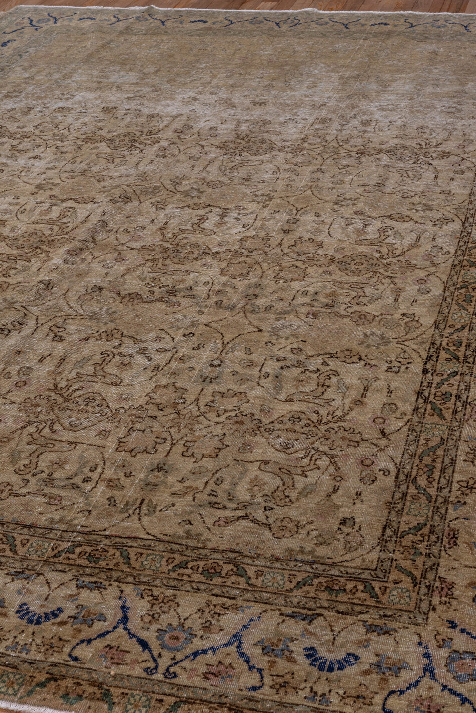 7' x 9' one-of-a-kind handmade vintage Sivas rug. Color palette: blue, brown, gray, light gray