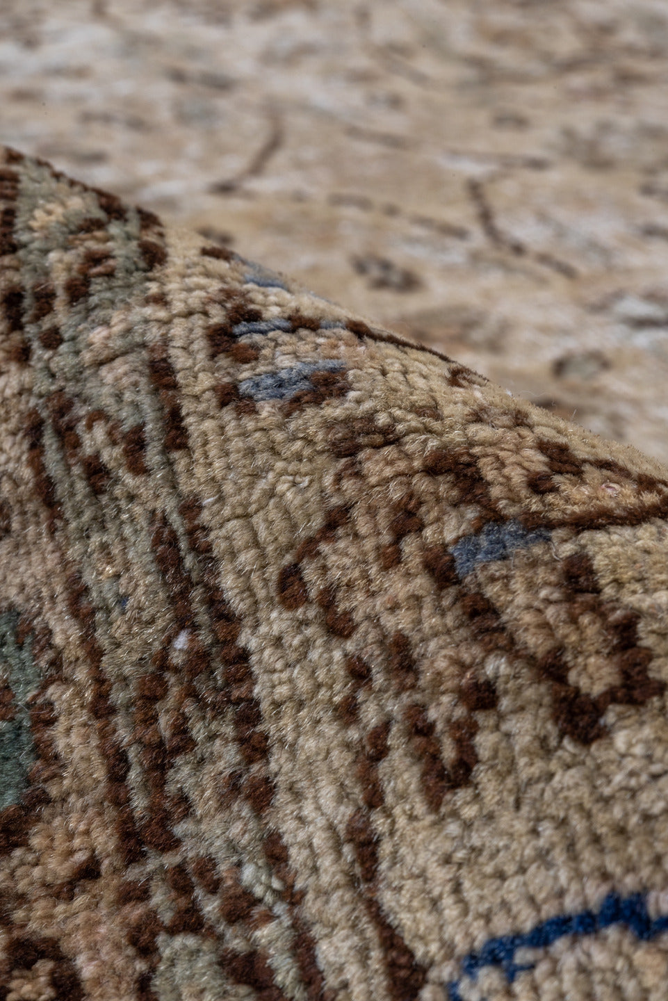 7' x 9' one-of-a-kind handmade vintage Sivas rug. Color palette: blue, brown, gray, light gray