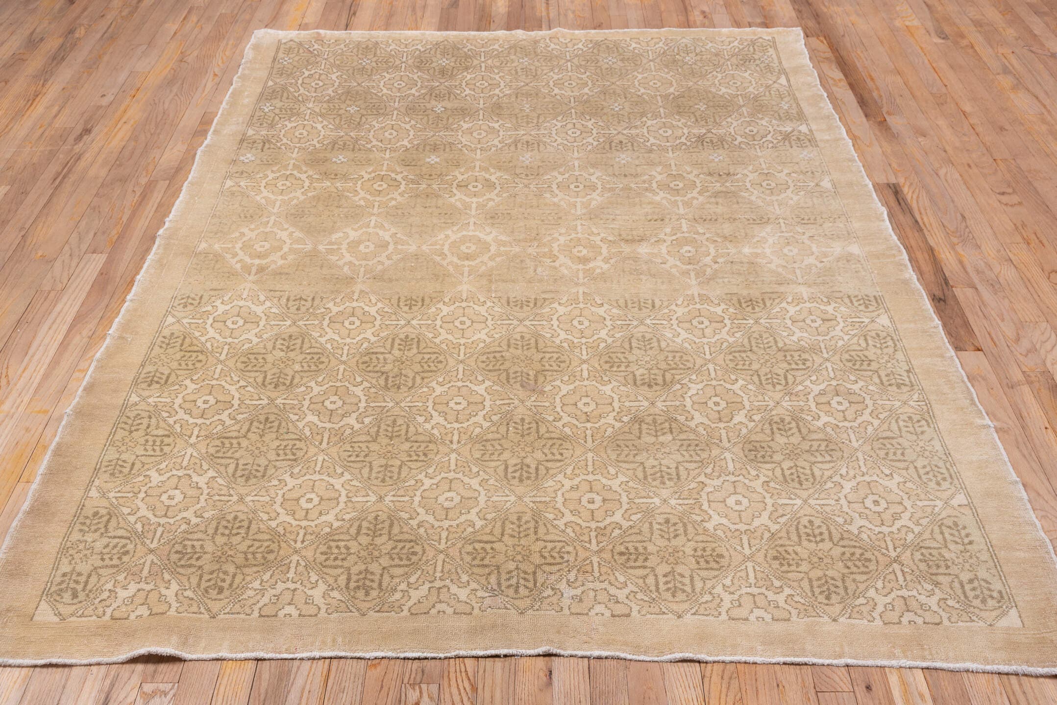 5' x 8' one-of-a-kind handmade vintage Oushak medium size rug. Color palette: beige, ivory, taupe, sand, camel, gray